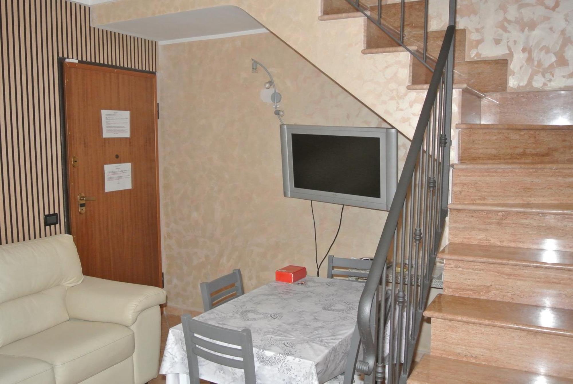 Enza-Home-In-Roma المظهر الخارجي الصورة